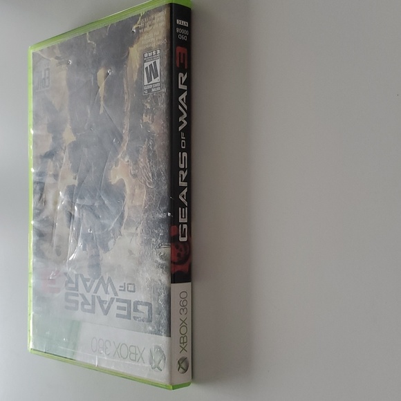 🎉2 for $15🎉 XBox 360 Game: Gears of War 3 - Picture 3 of 4